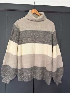 Women’s Medium Zenana Striped Neutral Cowl Neck Sweater